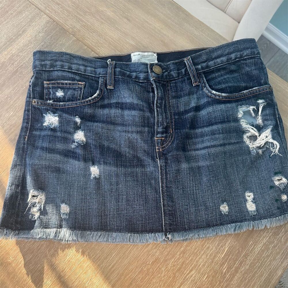 Current/Elliott Women's Size 31 Blue‎ Distressed Mini Skirt Frayed Hem
